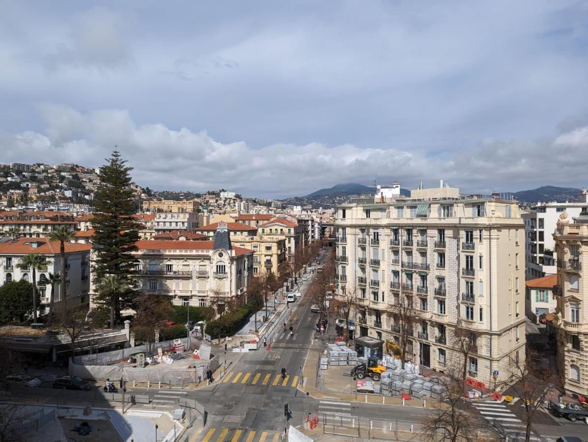 Lovely Refurbished Apartment Nizza Exterior foto
